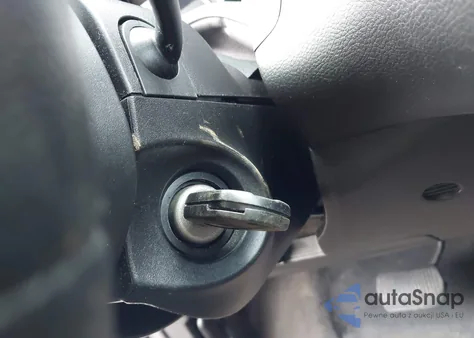 2015 Ford Focus Se z USA, uszkodzony, nr VIN 1FADP3F26FL200868